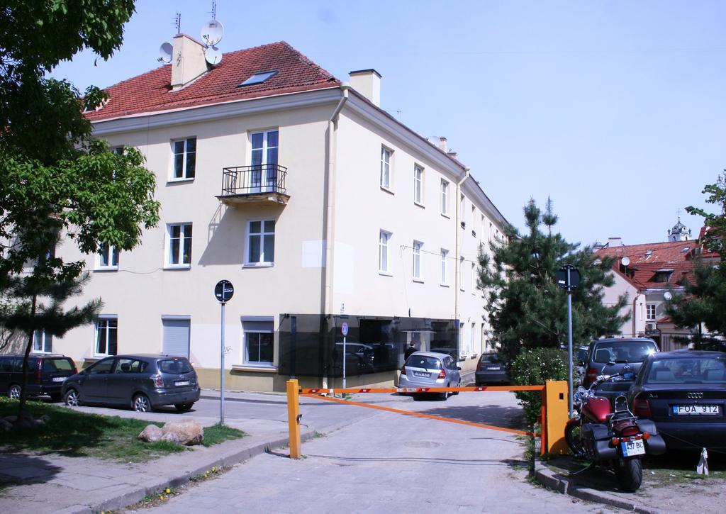 Old Town Apartment Antokolskio Vilnius Bagian luar foto